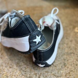 -SOLD-Converse, Chuck T’s Star Black and White platform sneaks